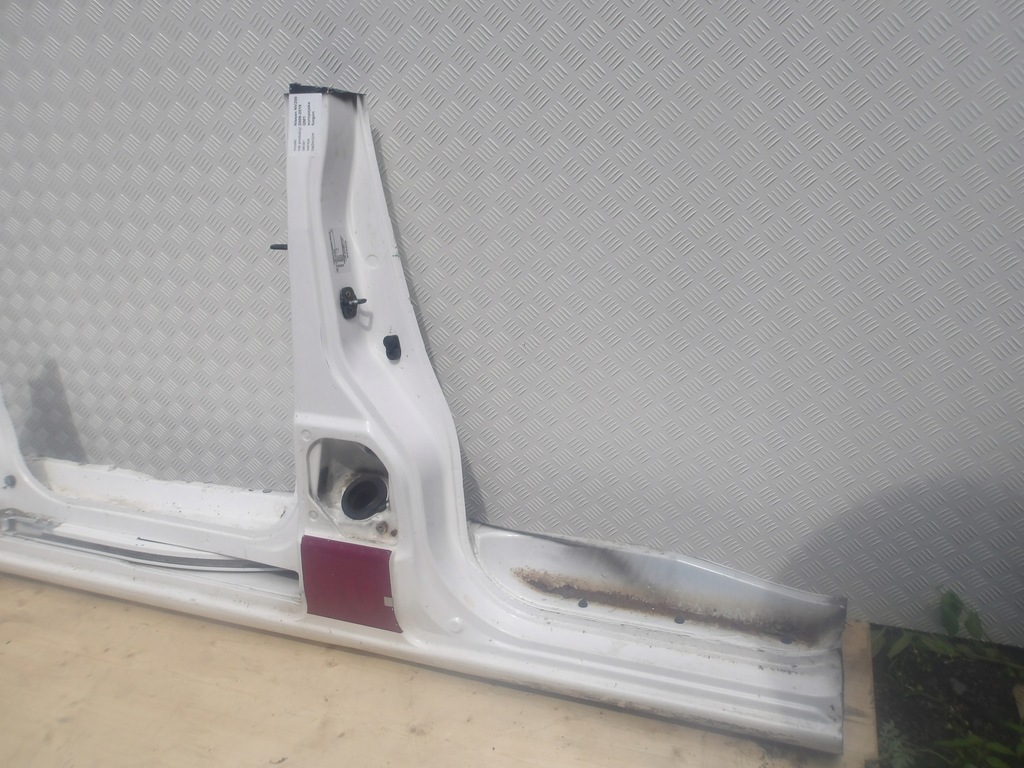 фото №4, Nissan nv200 09-19 порог ze стойка правый длинный bok блок двигателя оригинальный номер