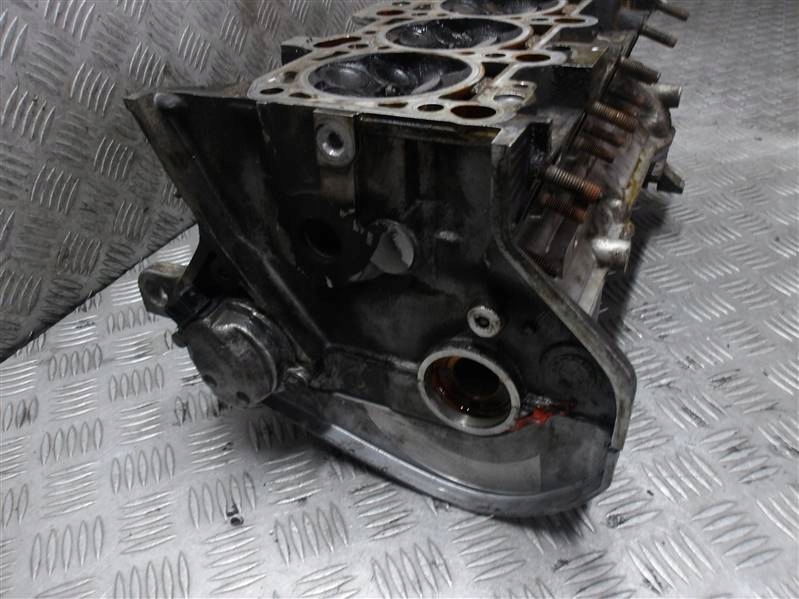 Головка audi a4 b5 1.8 20v adr с Разборки