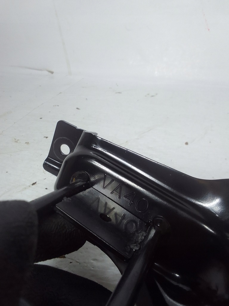 фото №8, Mazda cx50 23- кронштейн лівий правий usa