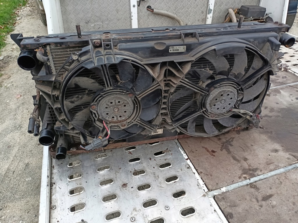 фото №10, Voyager iv lift 05-07 бампер капот радіатор лампа перед