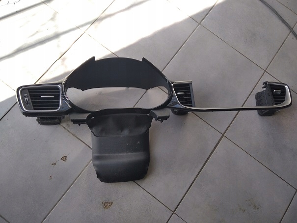 Купити Рамка спідометра kia xceed 84830-j7ab0