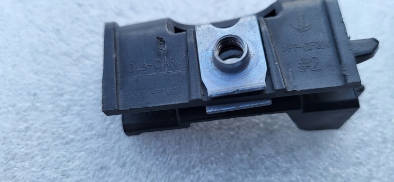 фото №7, Напрямна кронштейн кронштейн бампера лівий перед передній kia sportage iv