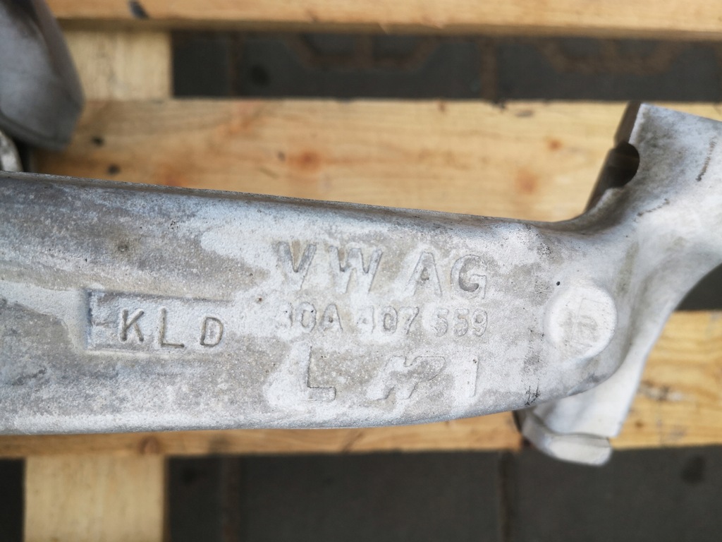 фото №8, Audi q5 80a поворотный кулак левый перед рычаги комплект