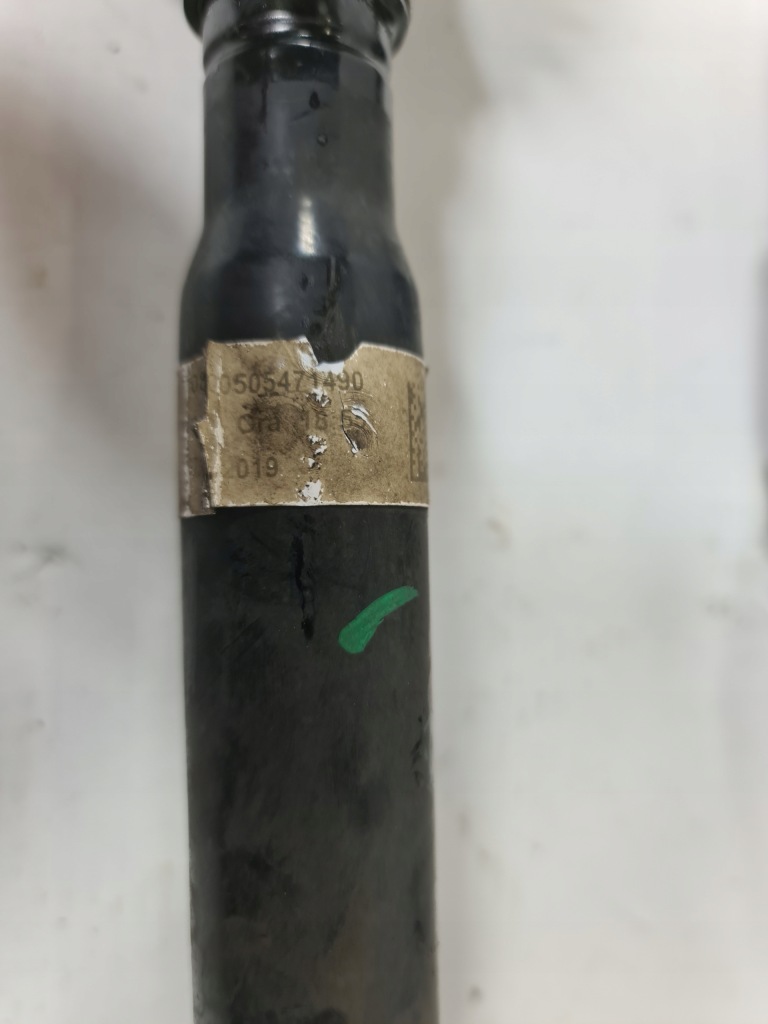 Stelvio приводной вал левая короткий 2.0 b Оригинал