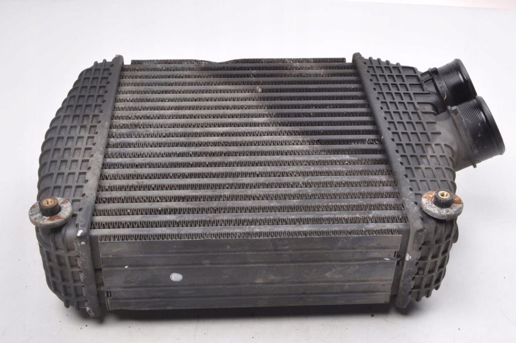 Maserati quattroporte vi радиатор воздуха интеркулер 16474840 670009833 с Разборки