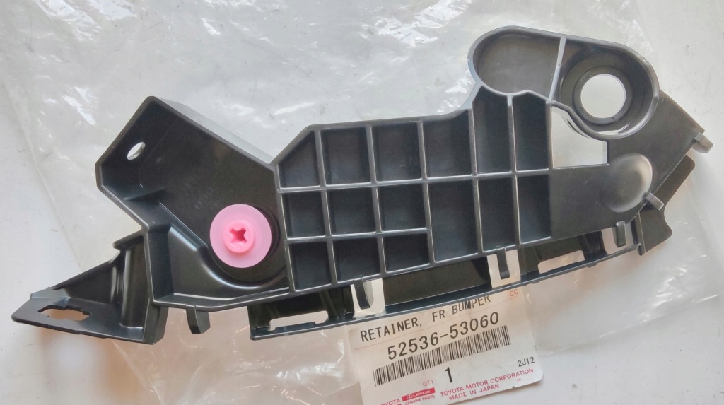 Купить Направляющая кронштейн бампера lexus is is300 новый оригинал