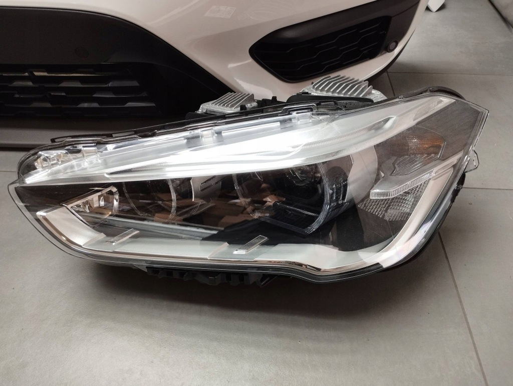 фото №16, Bmw x1 f48 капот бампер лампи pas крила a300