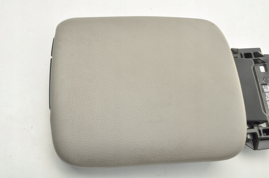 Volvo s40 ii v50 підлокітник рестайлінг  39867433 Київ