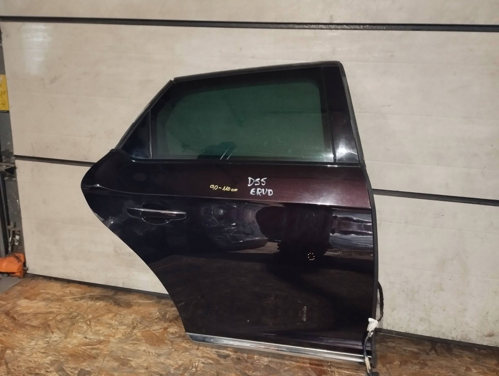 Купить Дверь правый задний  citroen ds5 2011- год код лакокрасочного покрытия: erud