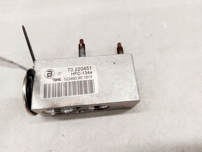 фото №1, Peugeot 208 резистор резистор вентилятор t100034z