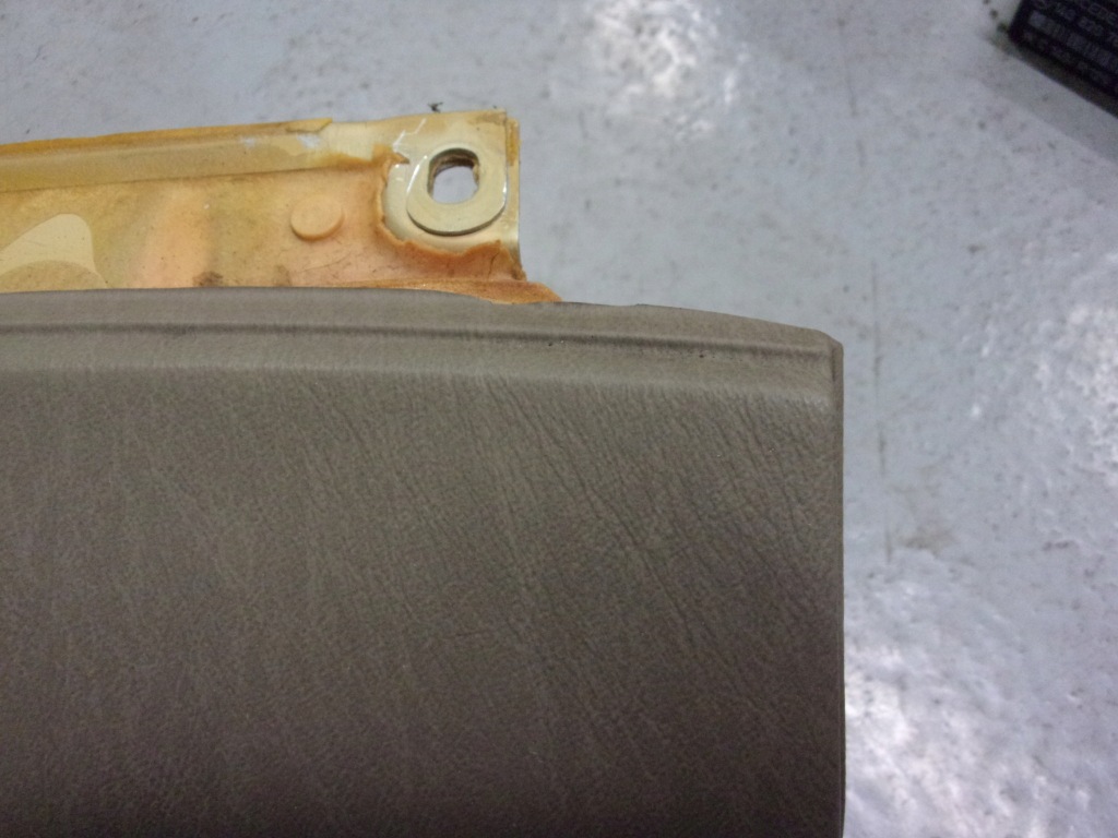 Mercedes r129 sl 500 заглушка подушка безопасности приборная панель 1298601130 Доставка