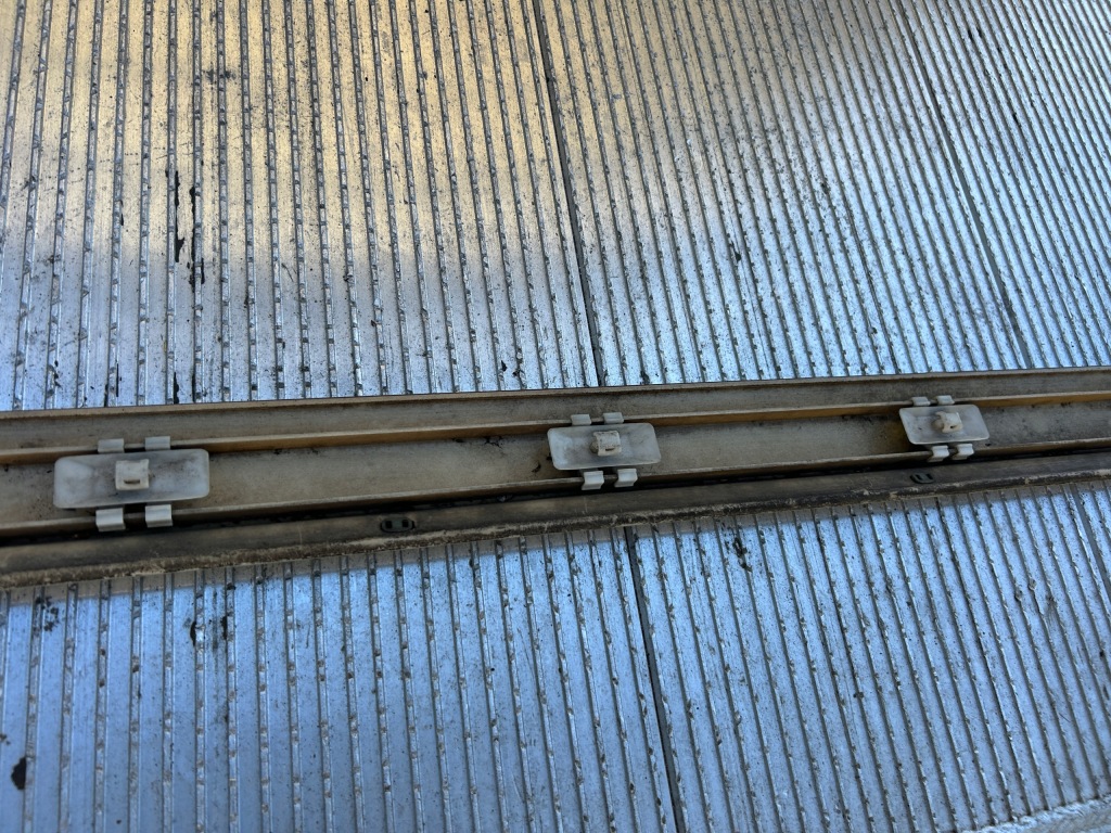 фото №10, Молдинг середня двері правий перед audi a8 d2 lift ly7w