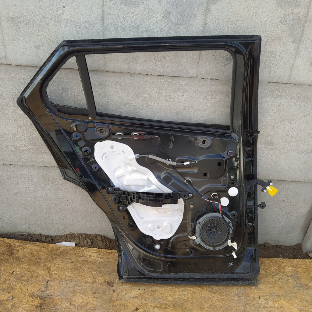фото №5, Двері лівий задня задні peugeot 2008 ii