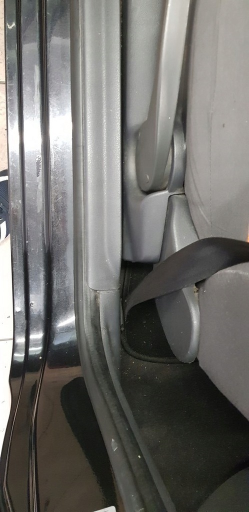 фото №11, Vw fox 2003-2011 5z3853372 права молдинг поріг накладка поріг