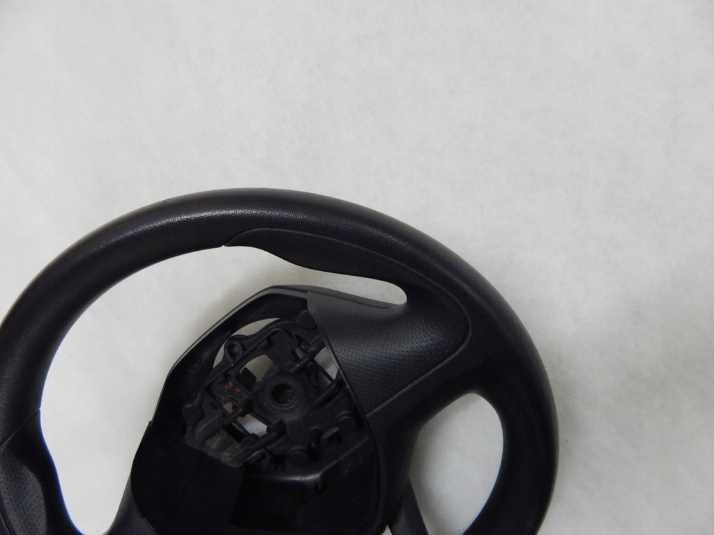 фото №6, Peugeot 208 2008 - воздуховод bez многофункциональный