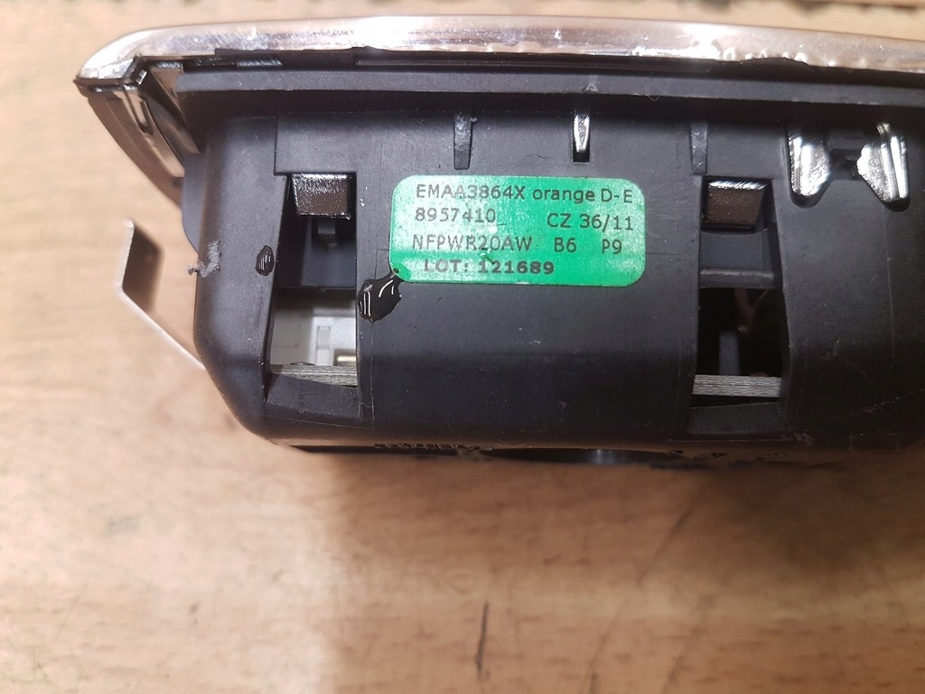 фото №3, Лампа освітлення салону peugeot 508