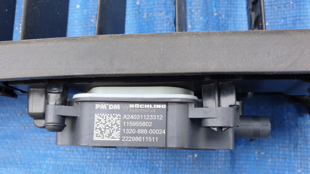 фото №6, Mercedes sl 63 amg r232 232 жалюзи направляющая воздухозаборник воздуховод воздуха