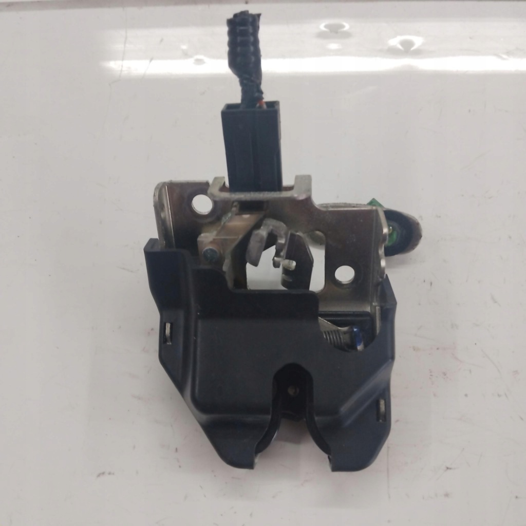 фото №1, Honda city v 09-11 замок кришки багажника