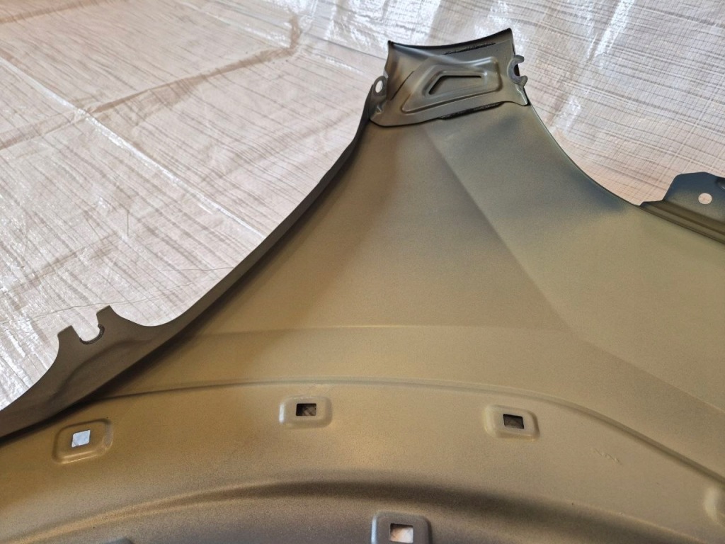 Купити Kia ev9 24- крило ліве перед