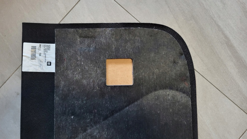 Opel adam, підлога багажника, обшивка, килимок задній, 13357681 Недорого