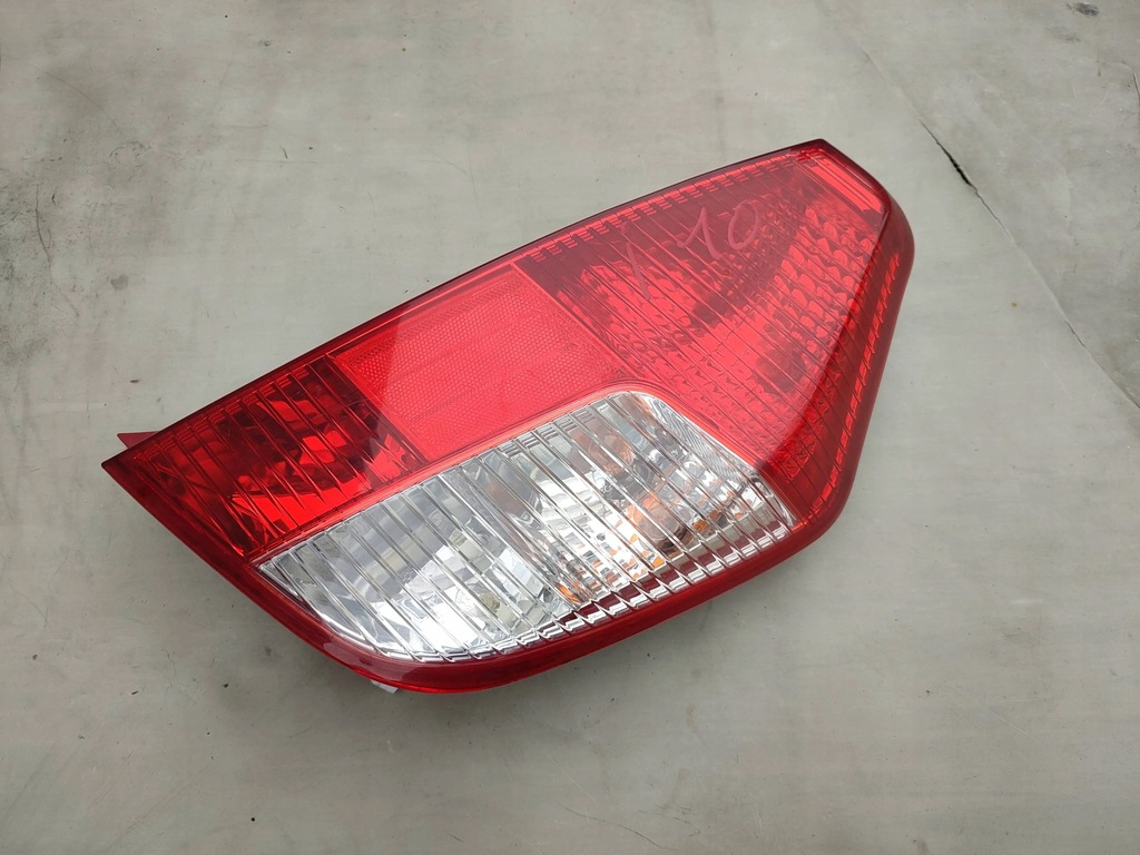 фото №1, Лампа задняя задняя правая hyundai i10 2010 92402-0x0xx