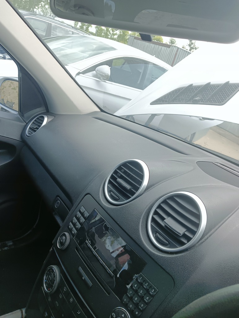 фото №1, Приборная панель приборная консоль mercedes ml w164 3.0cdi