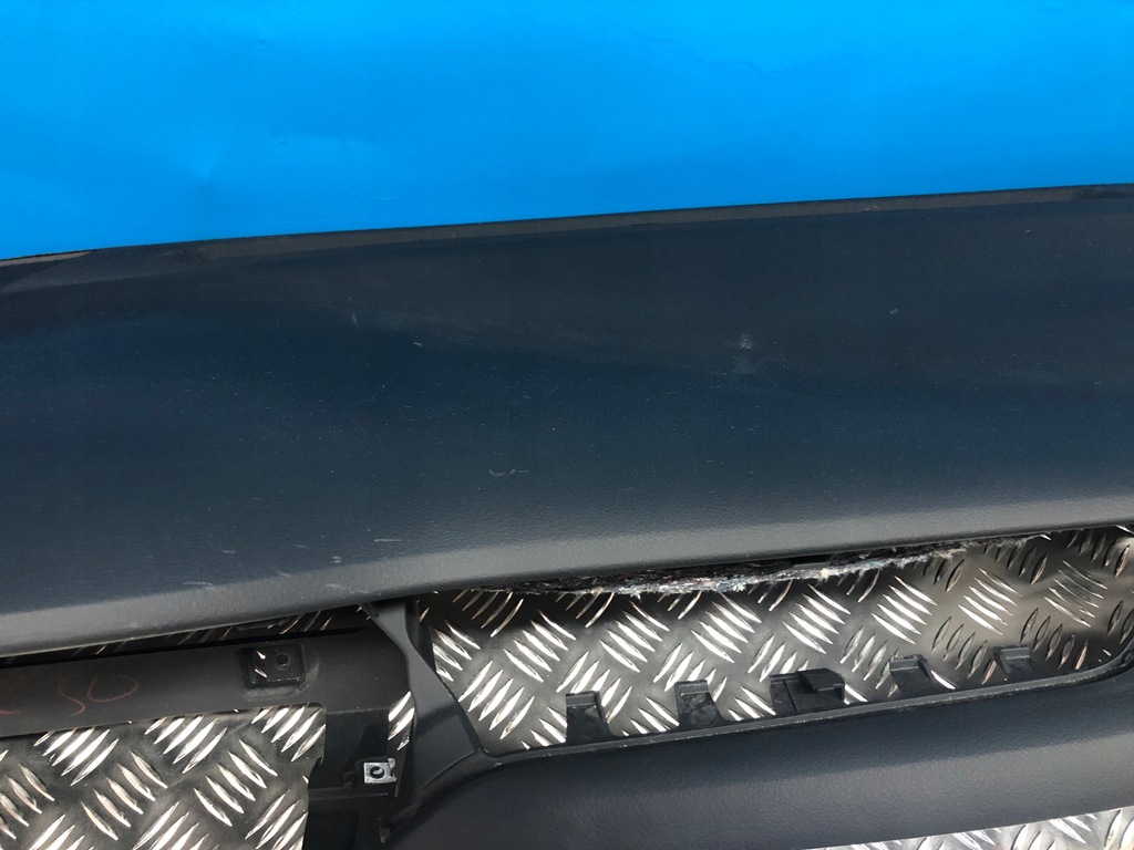 фото №7, Toyota avensis t27 lift приборная панель приборная панель подушка безопасности консоль pulpit