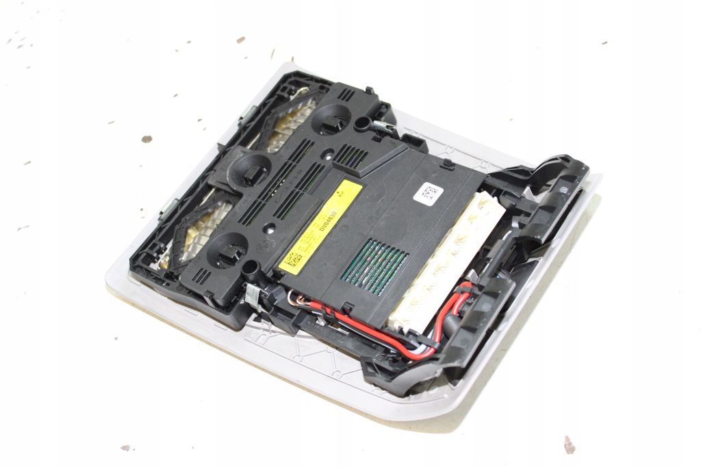 фото №9, Bmw f01 f02 f10 f11 лампа освещение кабины 28321367