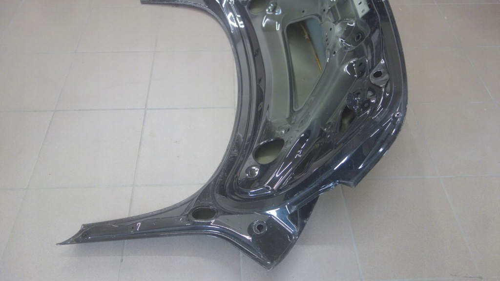 Tesla model 3 крышка багажника крышка багажника задний Киев