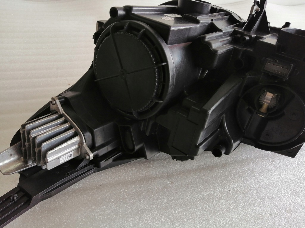 фото №14, Opel crossland lift лампа перед правая