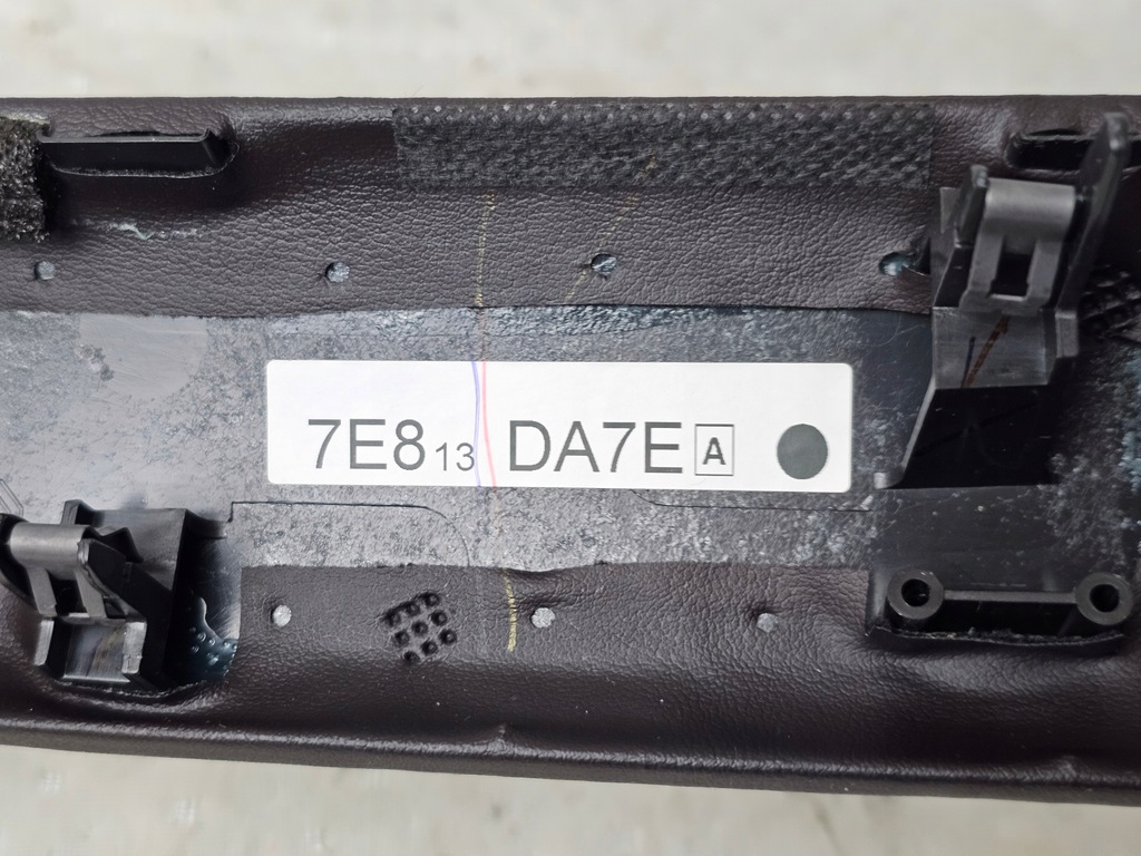 фото №5, Заглушка молдинг защита dekor кожа консоли панели mazda cx-3 cx3