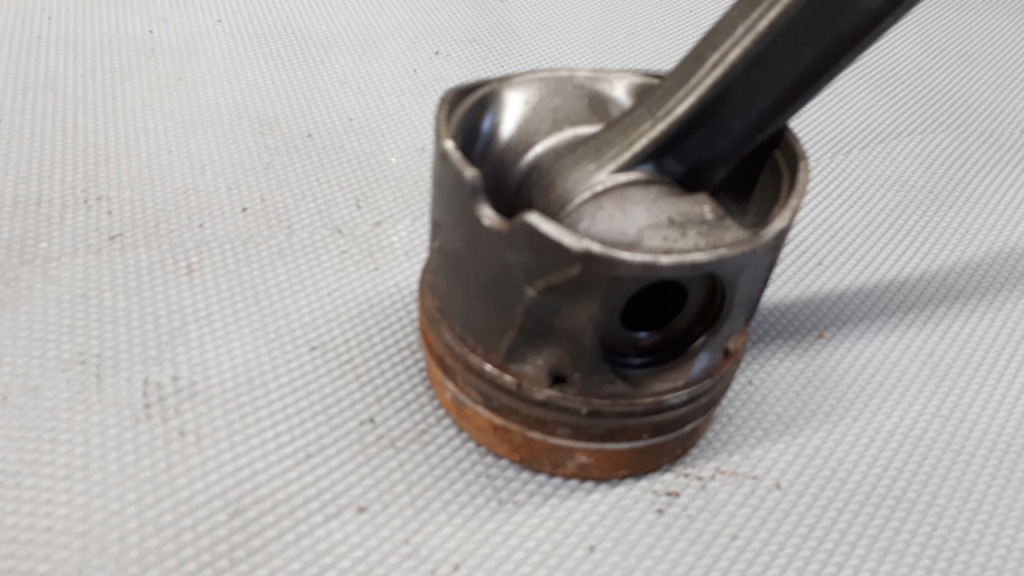 фото №11, Поршень mercedes a-klase w168 1.7cdi