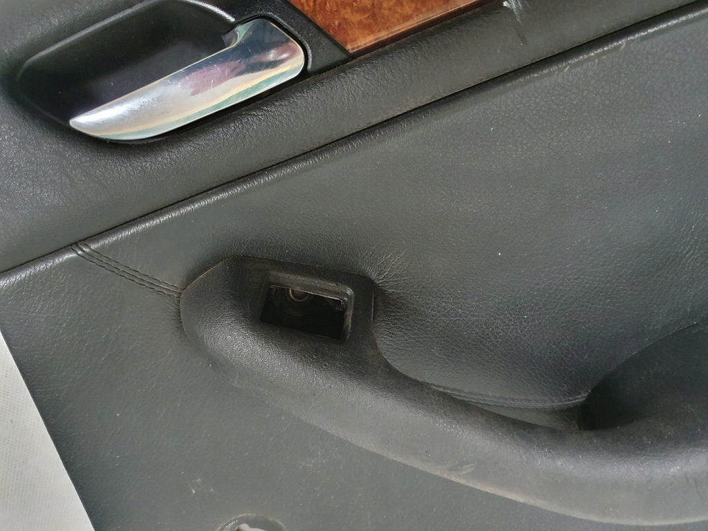 фото №6, Bmw e46 kombi обшивка двері правий задня шкіра