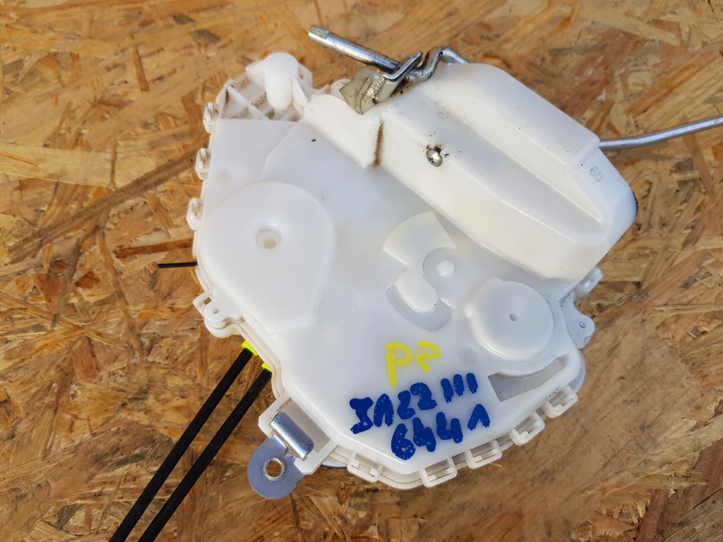 фото №5, Замок дверь перед правый honda jazz iii 08-14 eu 2 x pin