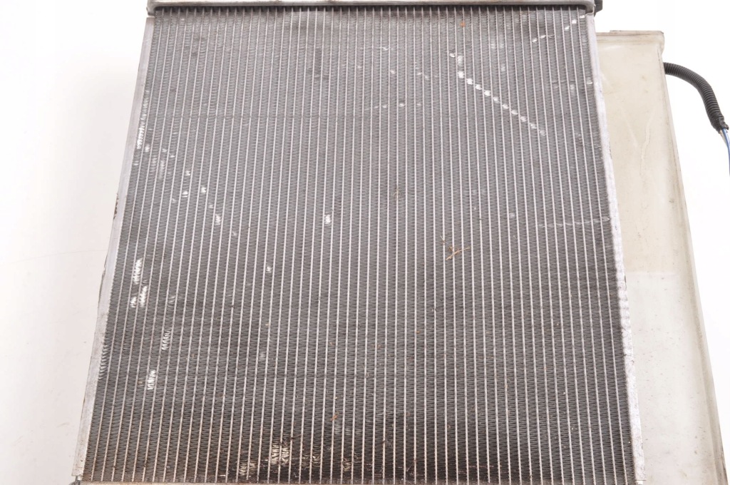 Peugeot 108 1.0 vti вентилятор радиатора воды 16360-0q021 cz422175-3582 Киев