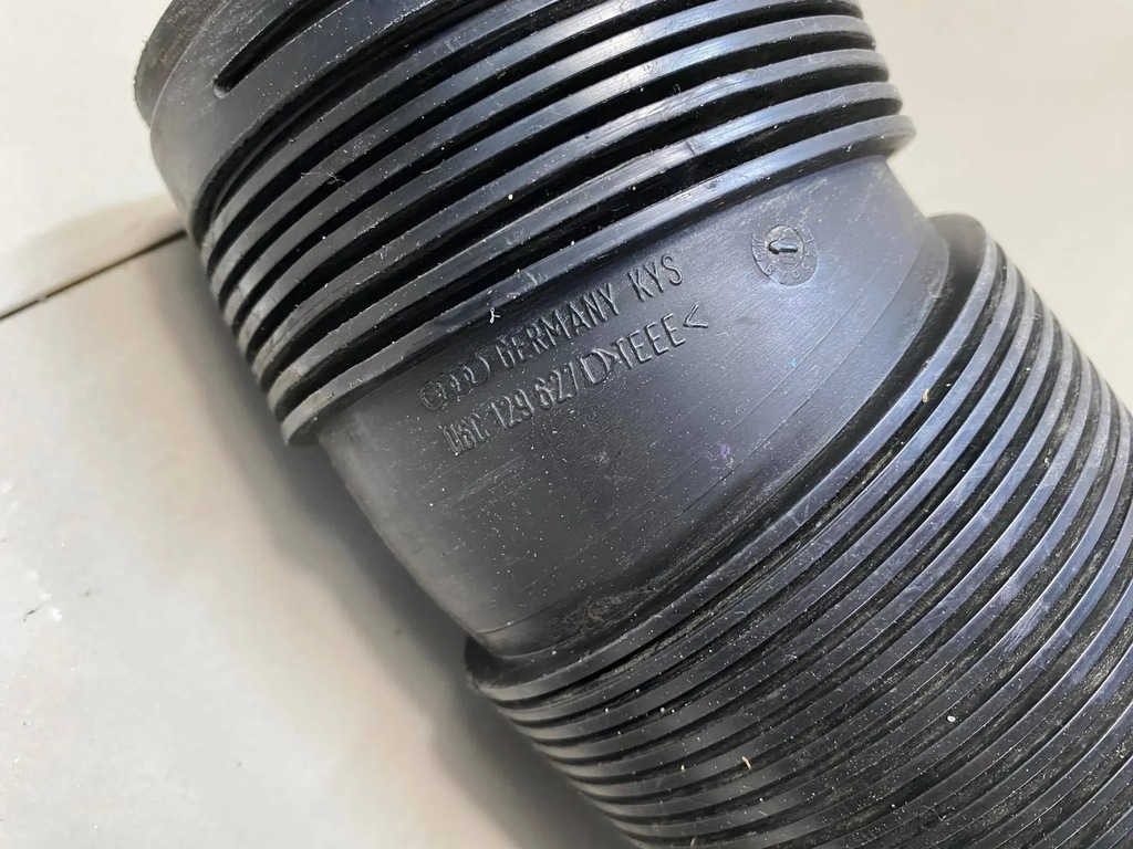 фото №5, Audi 3.0 asn v6 расходомер 06c133471a шланг 06c129627d