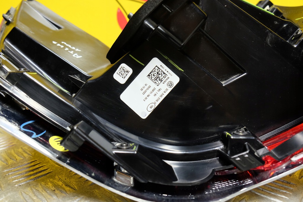 фото №11, Vw atlas lift 2021- лампа задняя led задняя правая usa