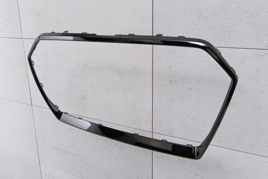 фото №8, Audi rs3 8va 2017-2020 po faceliftingu czarna рамка решітка 8v5853651r