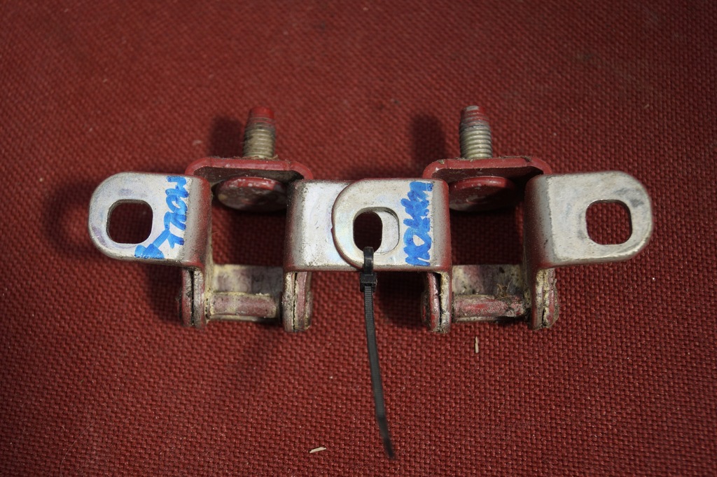 фото №4, Петли крышки багажника opel mokka 12-19r