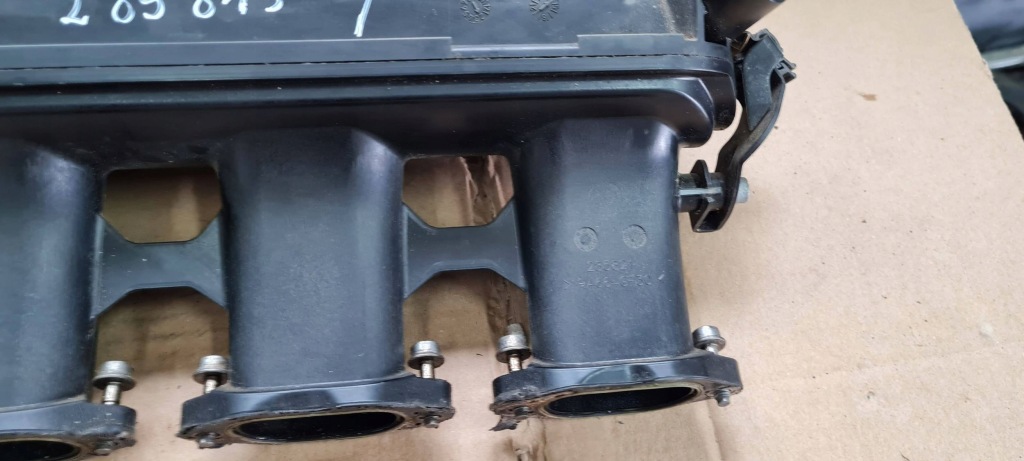 Maserati quattroporte vi колектор впускний  повітря 3.8 v8 285819 Київ