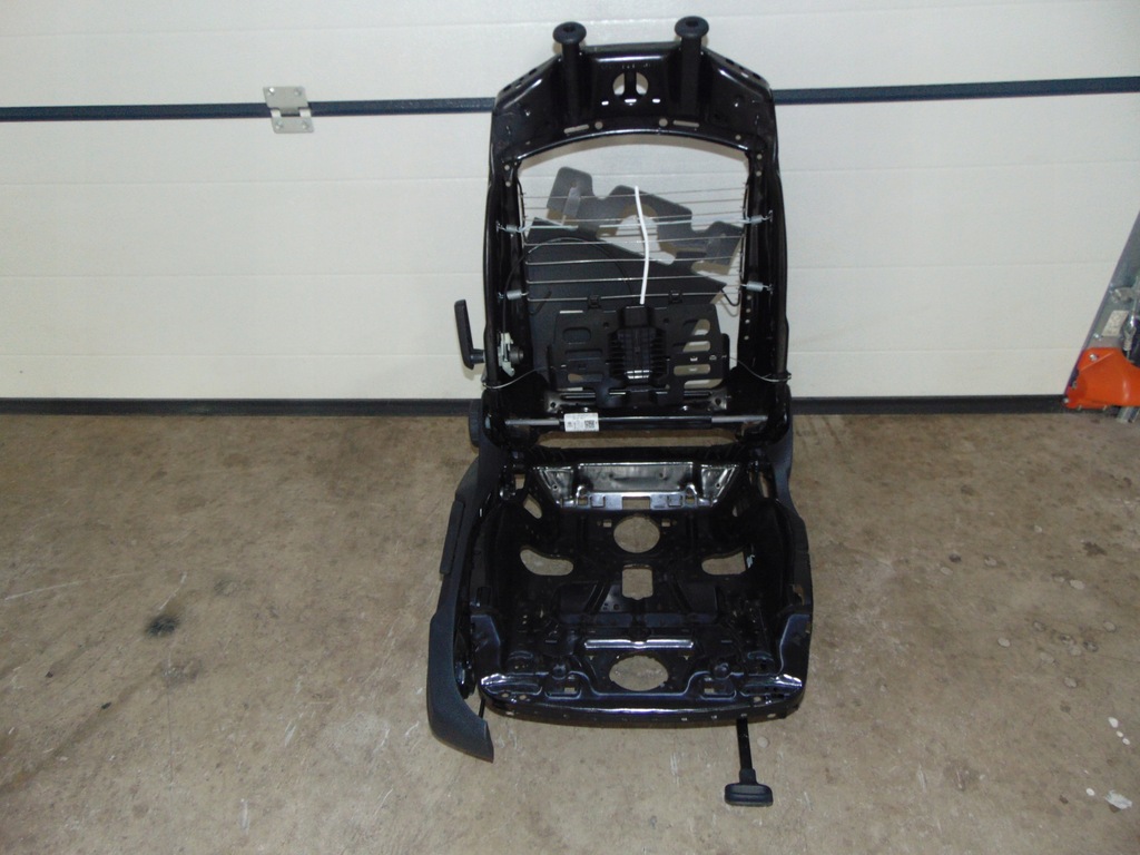 фото №1, Vw passat b8 сидіння правий каркас