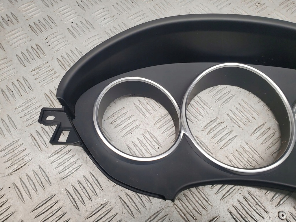 фото №5, Mercedes-benz cls c218 x218 a2186800317 панели приборная, консоль