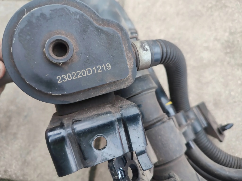 Купити Фільтр вугільний активний труба заливної kia stonic 2023 1.0 t-gdi