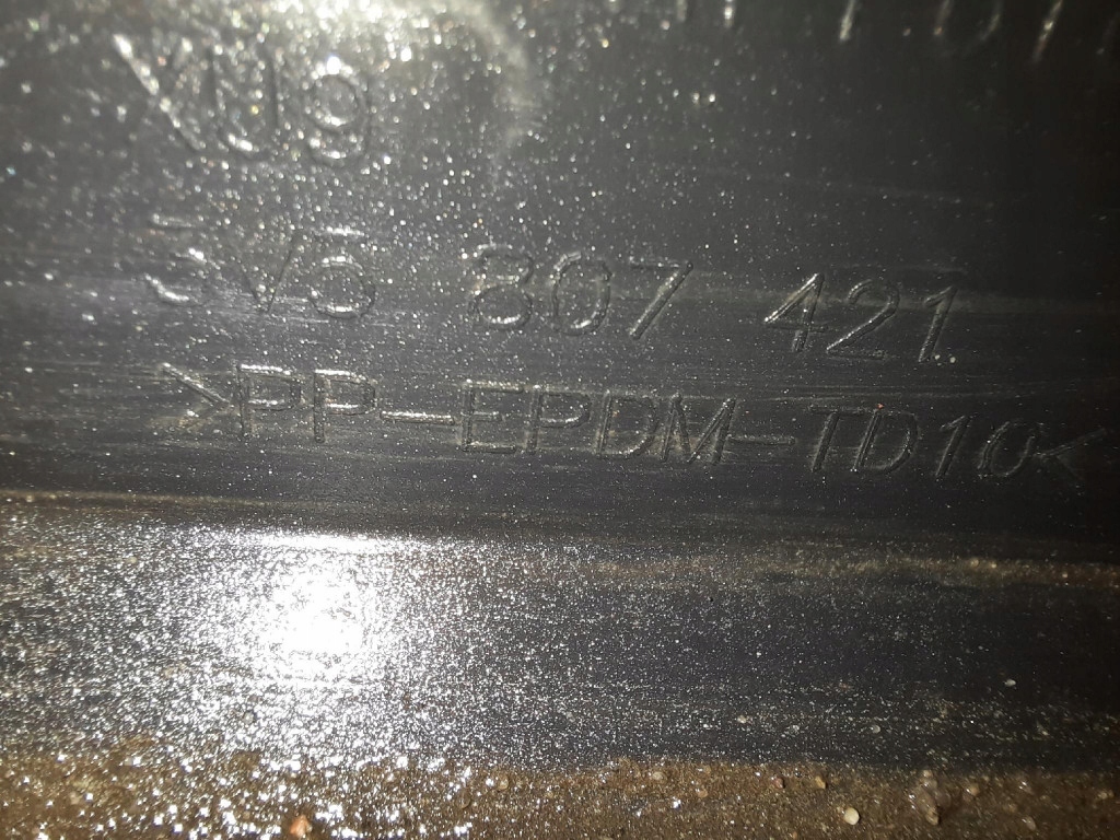 Skoda superb iii lift 15- бампер задняя задний 3v5807521 в Украине