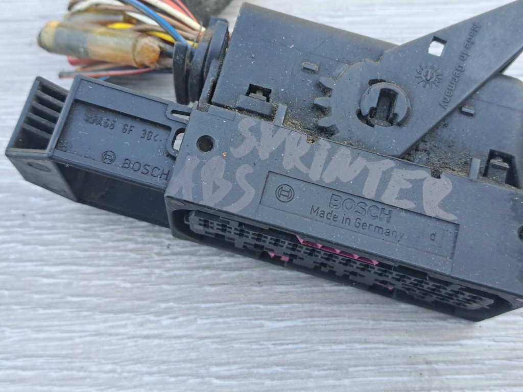 фото №2, Sprinter колодка штекер do насоса abs