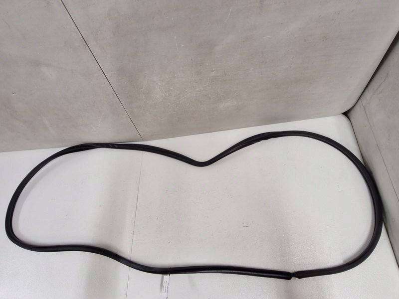 фото №1, Toyota matrix 2 ii e140 прокладка дверь правый перед правая кузовная