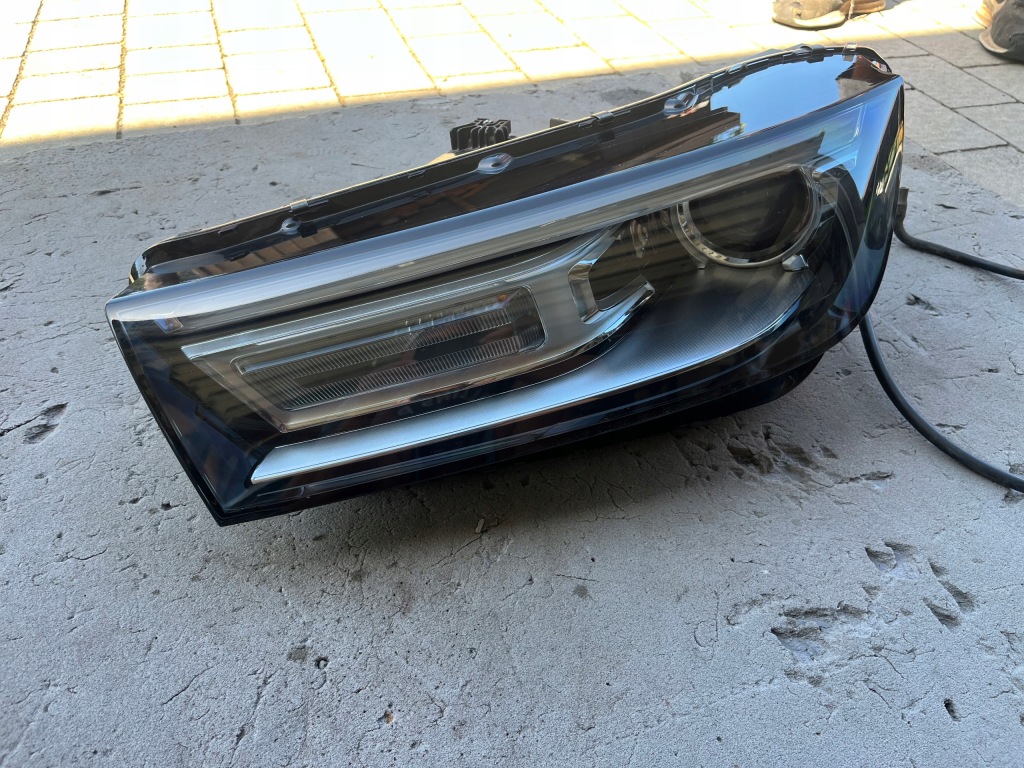 фото №1, Audi q5 fy 80a лампа перед ліва комплектна 80a941005