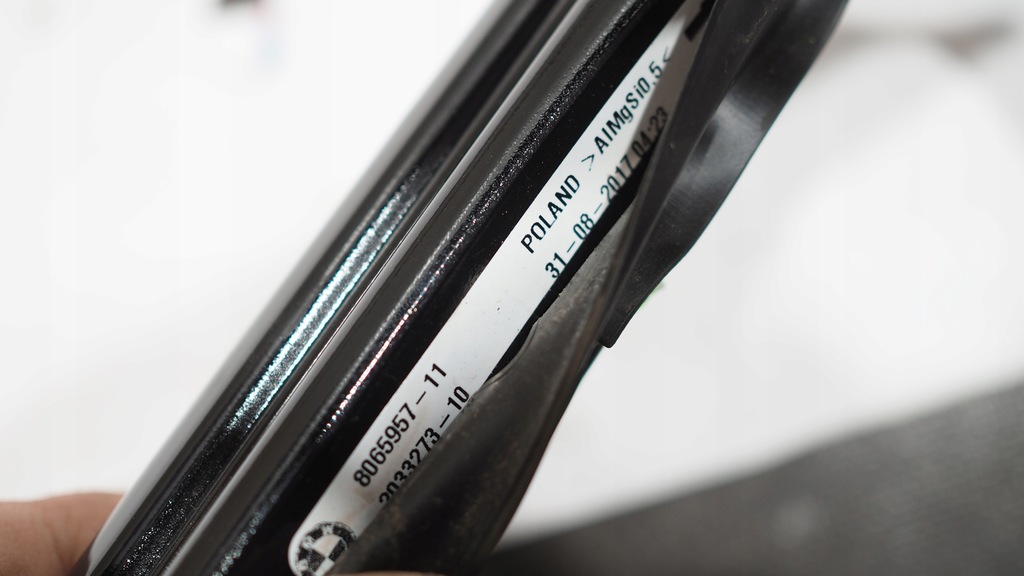 фото №15, Bmw 5 g31 8065957 рейлинг крышный левый