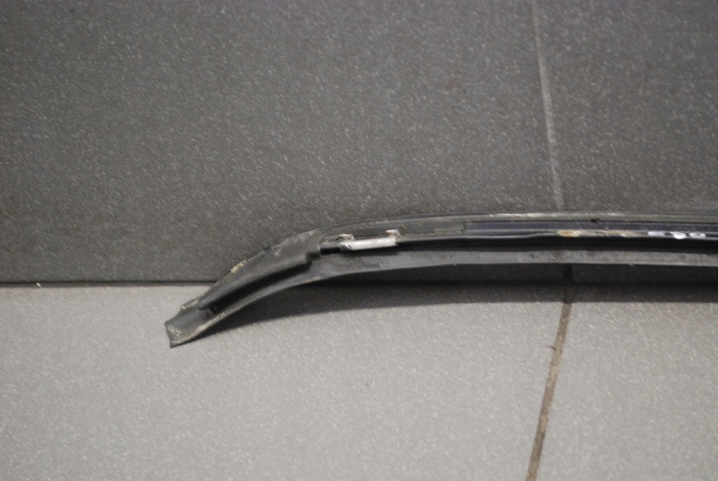 фото №11, Молдинг прокладка скло bmw e90 monacoblau ліва