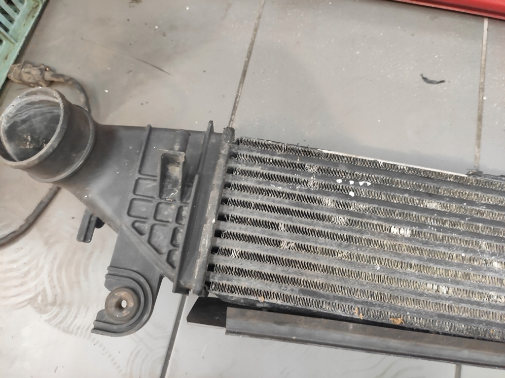 Купити Chrysler 300c 3.0 crd інтеркулер радіатор 1035054b оригінал